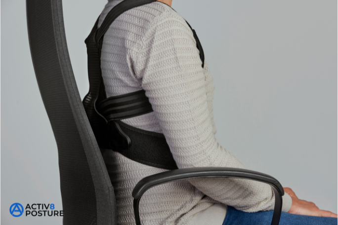 Posture correctors sitting